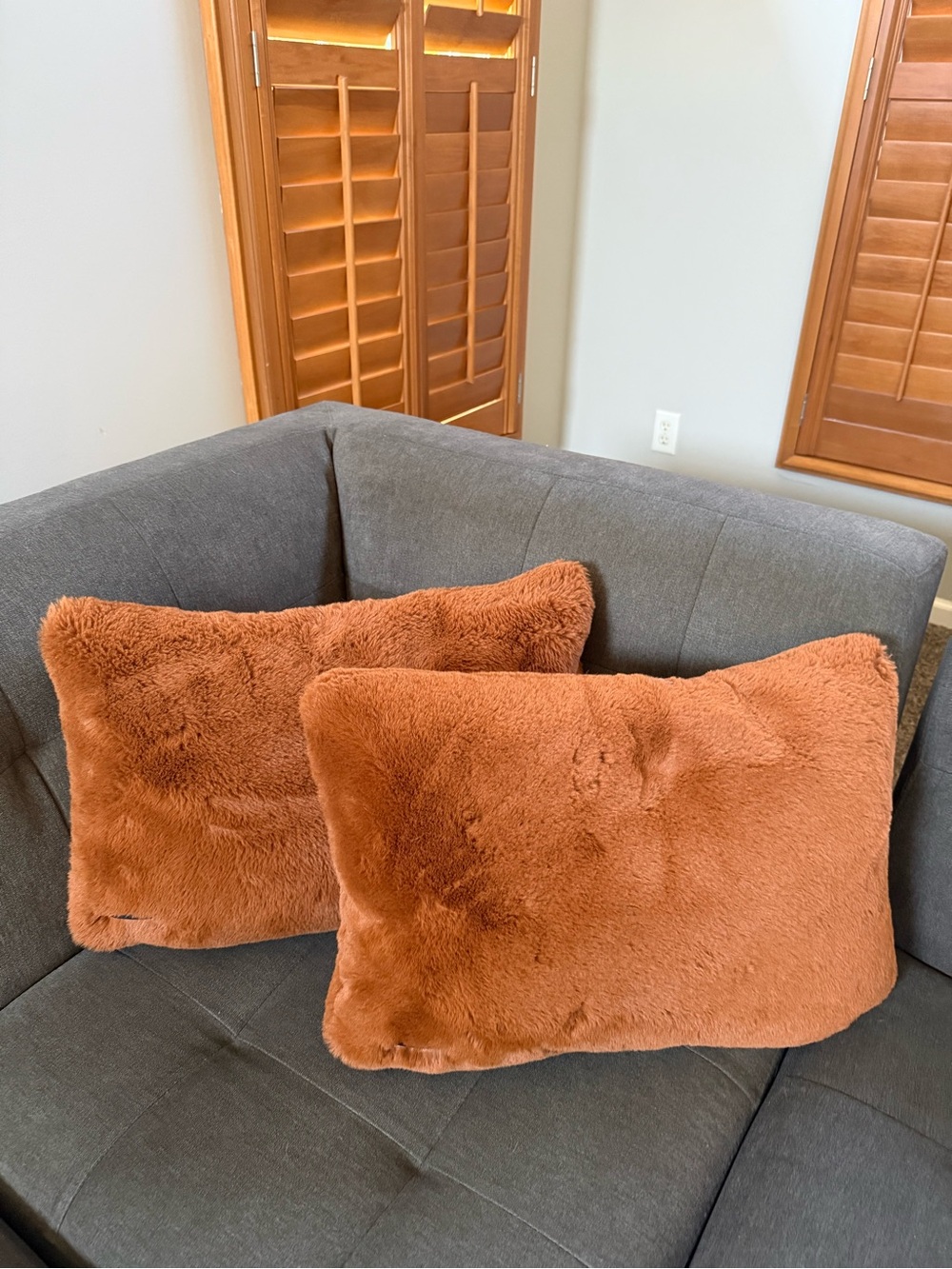 Magaschoni Home Faux Fur Lumbar Throw Pillows